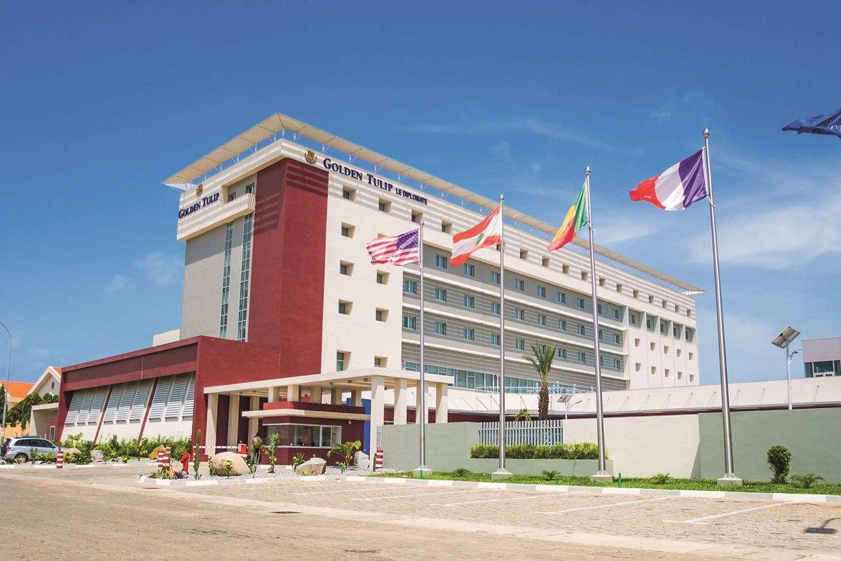 Golden Tulip Le Diplomate Hotel โกโตนู ภายนอก รูปภาพ