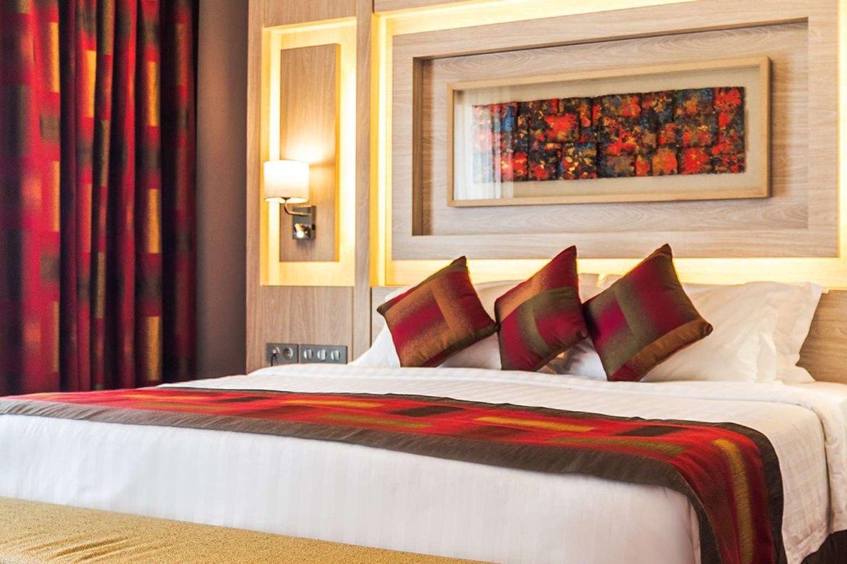 Golden Tulip Le Diplomate Hotel โกโตนู ภายนอก รูปภาพ