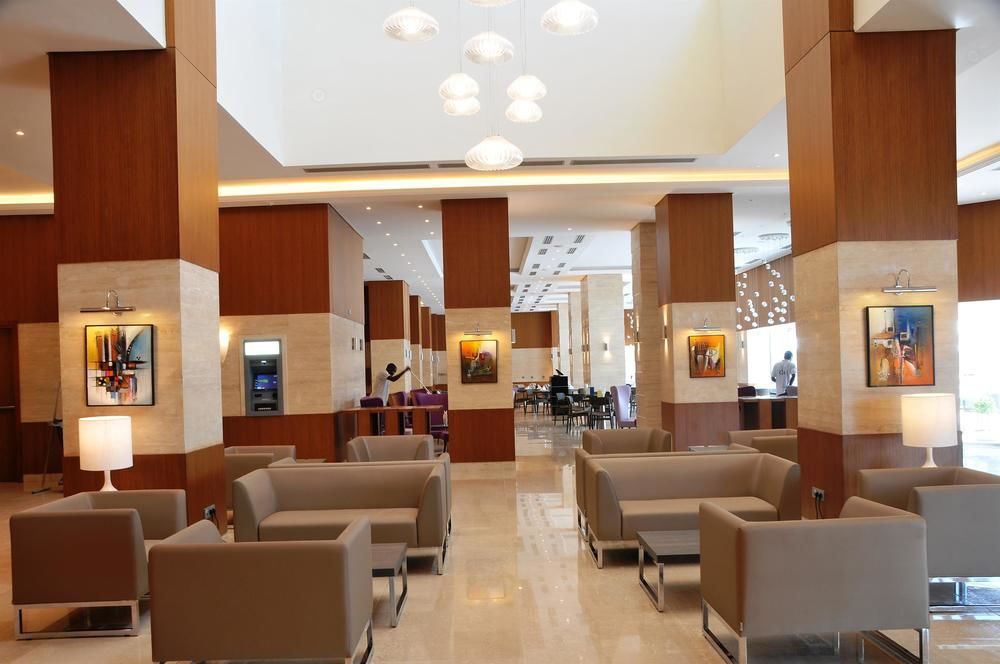 Golden Tulip Le Diplomate Hotel โกโตนู ภายนอก รูปภาพ