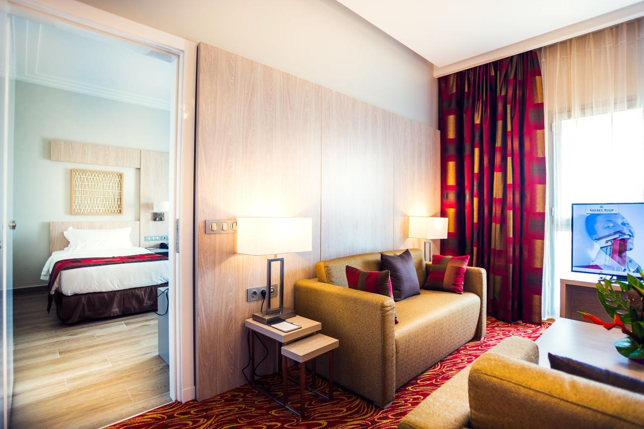 Golden Tulip Le Diplomate Hotel โกโตนู ภายนอก รูปภาพ
